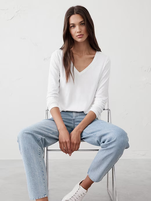 Women's Long Sleeve V-Neck T-Shirt